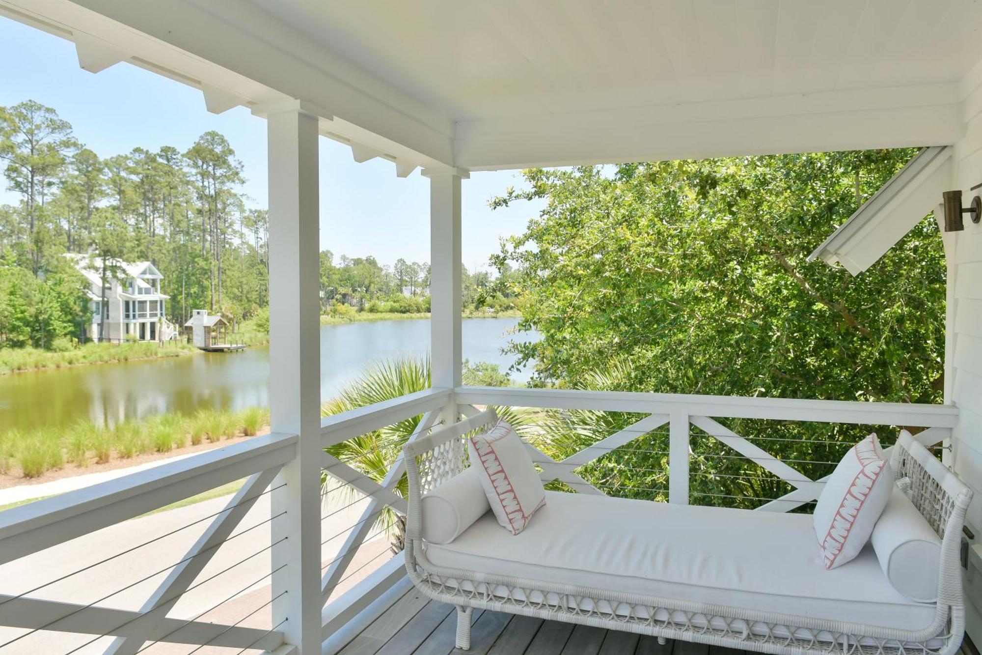 Lagoon 5 Bedroom Moreland Village Home 5600 Bluffton Exterior photo